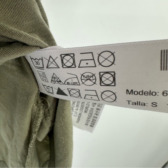 Massimo Dutto Green Short Sleeve Shirt V Neck Top Womens Small - Picture 3 of 5